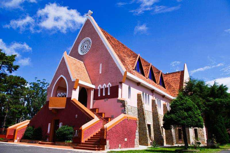 Tour Nha Trang – Đà Lạt 5 ngày 4 đêm - Nhà thờ Domaine de Marie 