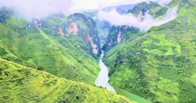 Tránh Nóng Mùa Hè Cùng Tour Đông – Tây Bắc